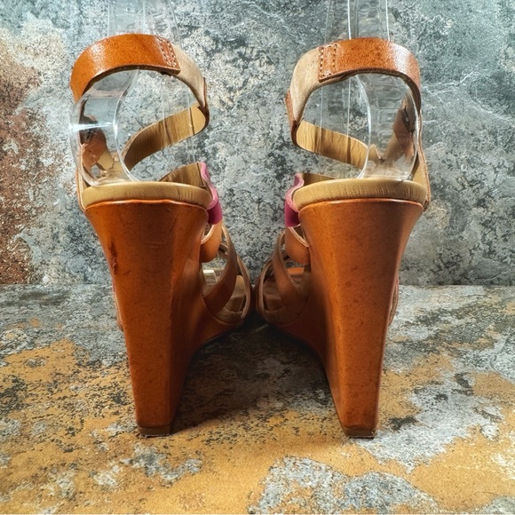 Vintage DIANE VON FURSTENBERG Heels Size 7B Tan & Pink Leather Strappy Wedges - Picture 7 of 8